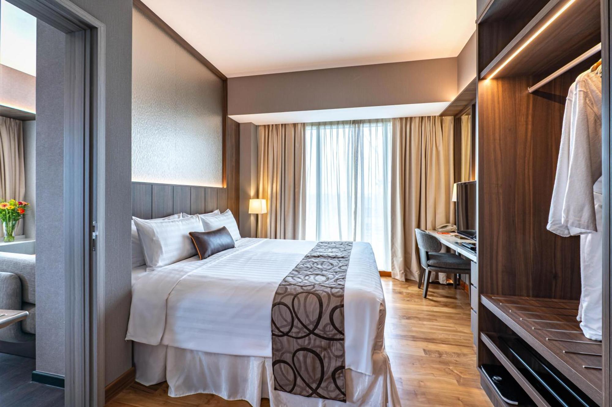 Executive Premier 1-Bedroom Suite
